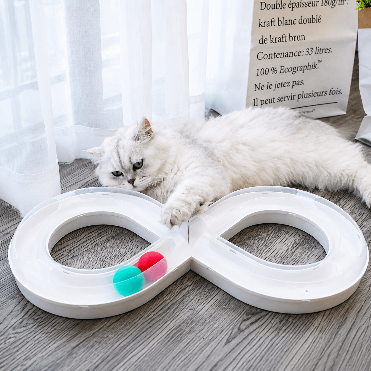 Infinity Cat Track Toy – Interactive Rolling Ball Puzzle for Indoor Cats