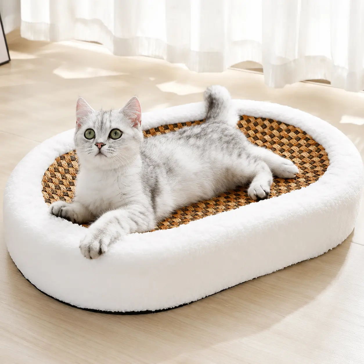 Scratch Lounge – Soft Plush Lounge Bed for Indoor Cats Fursera