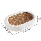 Scratch Lounge – Soft Plush Lounge Bed for Indoor Cats